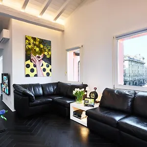 https://oberdan-suite-appartamento-nel-cuore-di-bologna.emilia-romagnahotels.net