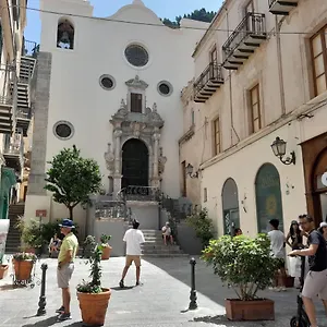  Appartamento Ruggero 98